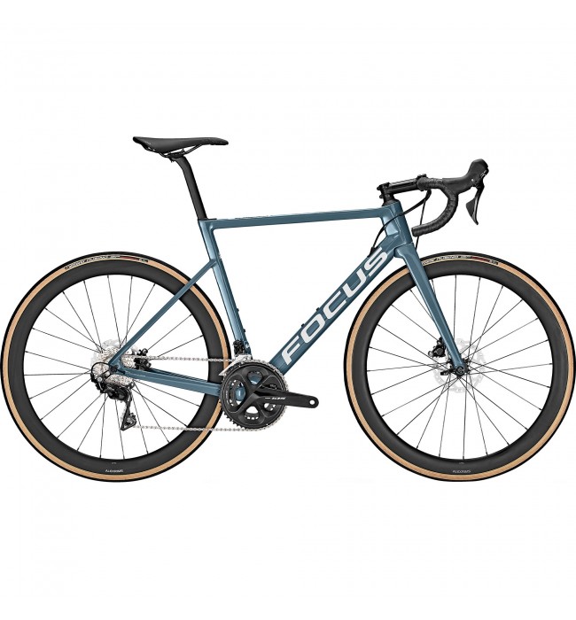 Focus Izalco Max 8.7 Disc Road Bike 2021